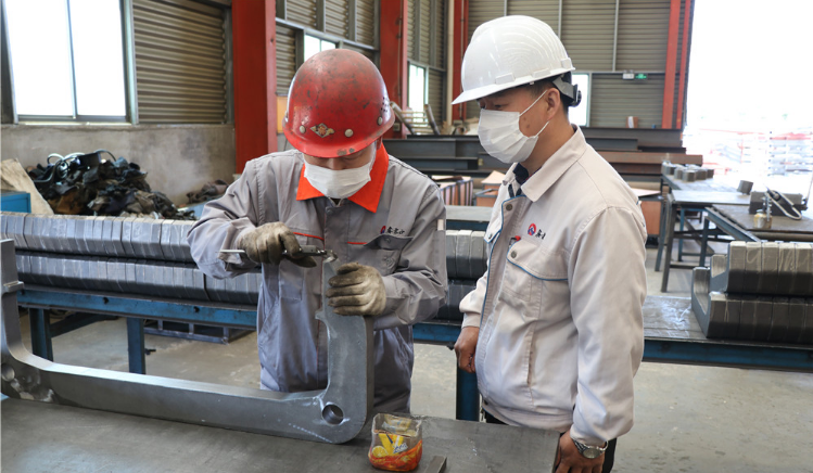 Forklift Parts CNC Team 4